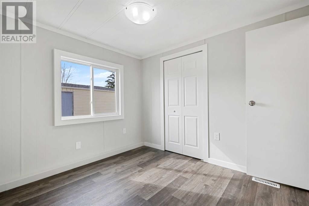 6220 17 AVENUE SOUTHEAST Image 12