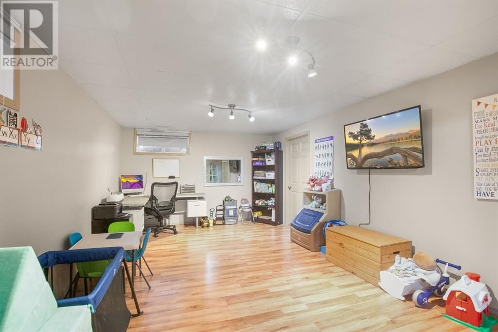 5709 PARK STREET Image 12