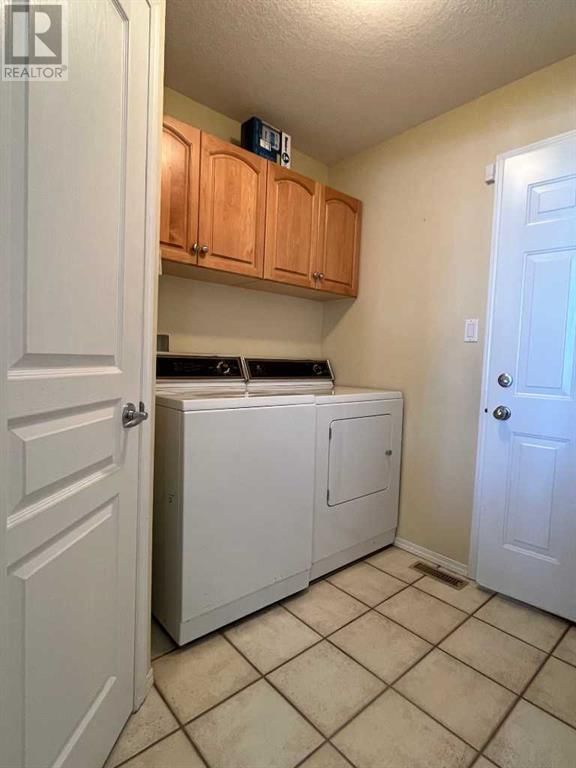 258 Fairmont Garden Road South Lethbridge, Alberta