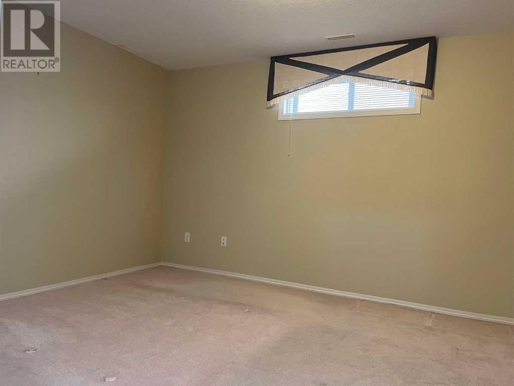 258 Fairmont Garden Road South Lethbridge, Alberta