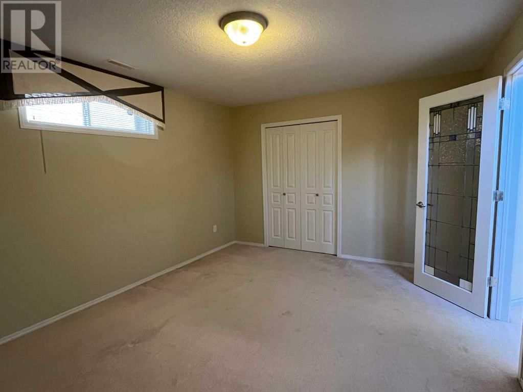 258 Fairmont Garden Road South Lethbridge, Alberta