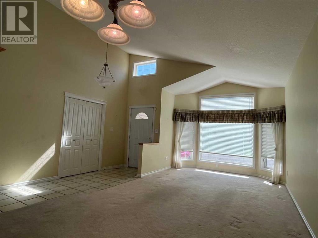 258 Fairmont Garden Road South Lethbridge, Alberta