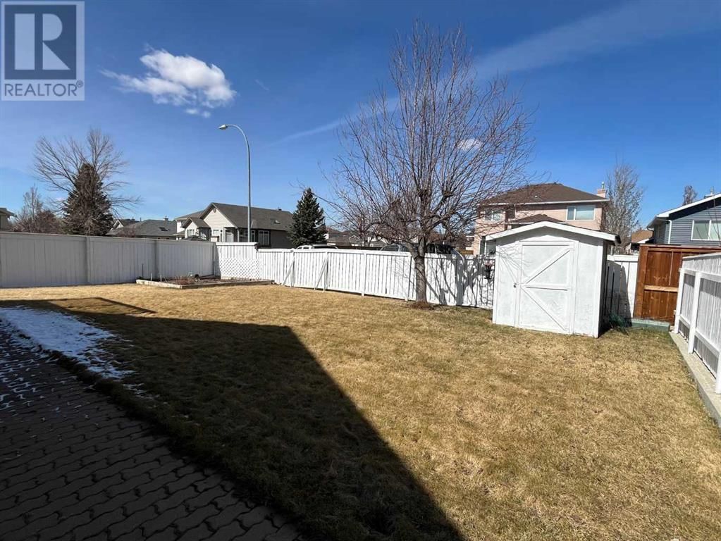 258 Fairmont Garden Road South Lethbridge, Alberta