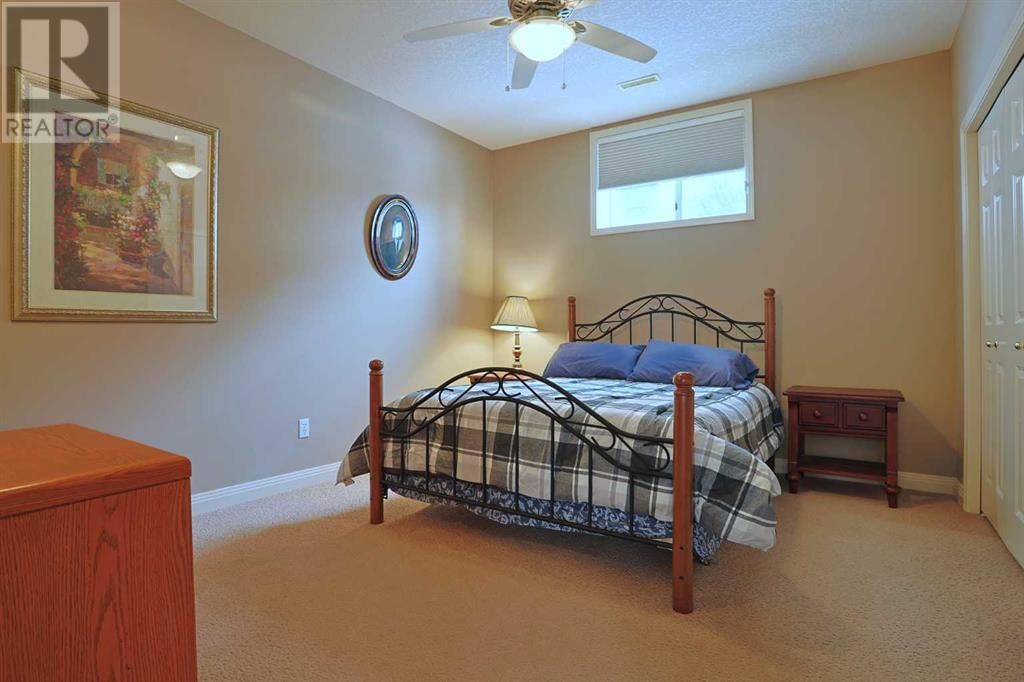 74 HAMPTONS MANOR NORTHWEST Image 41