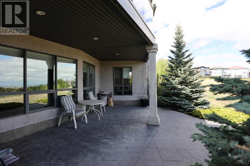 74 HAMPTONS MANOR NORTHWEST Image 43