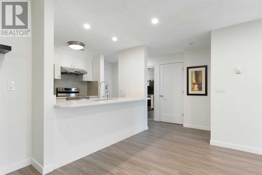 540 18 AVENUE SOUTHWEST Image 18