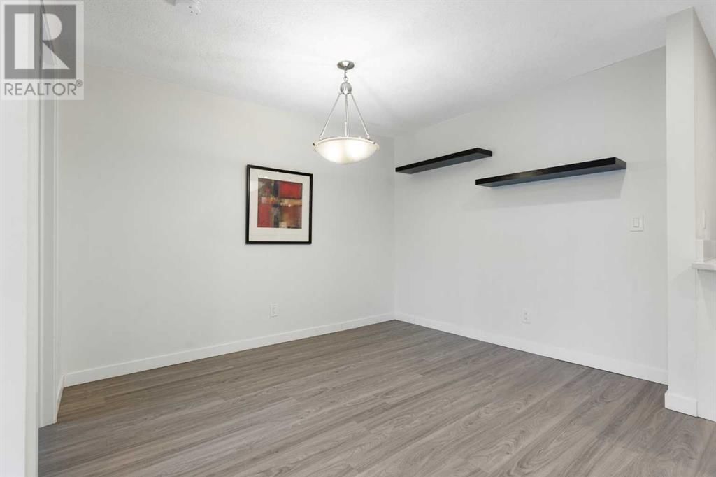 540 18 AVENUE SOUTHWEST Image 19
