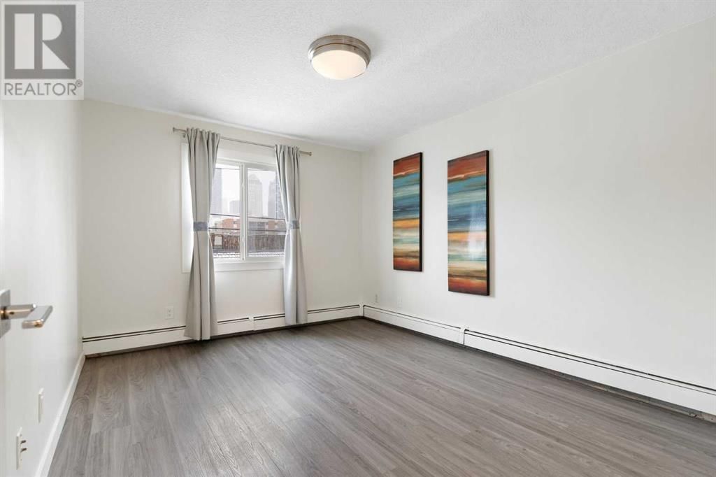 540 18 AVENUE SOUTHWEST Image 28