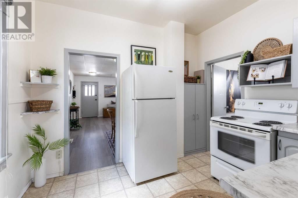 825 3 STREET SOUTHEAST Image 15