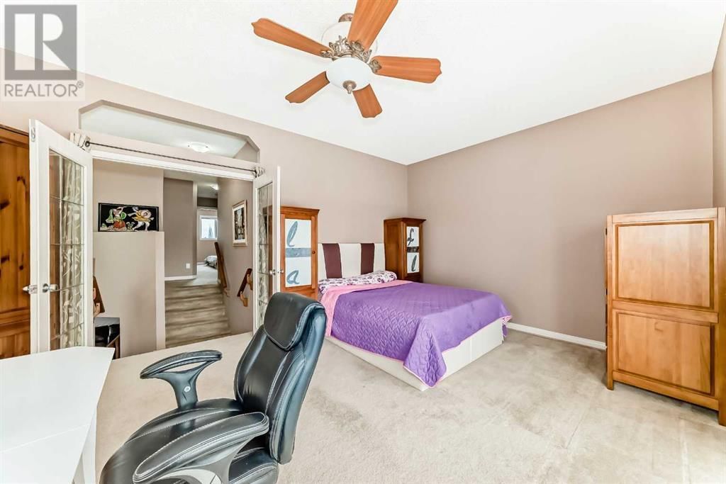250 EVERSYDE CLOSE SOUTHWEST Image 24