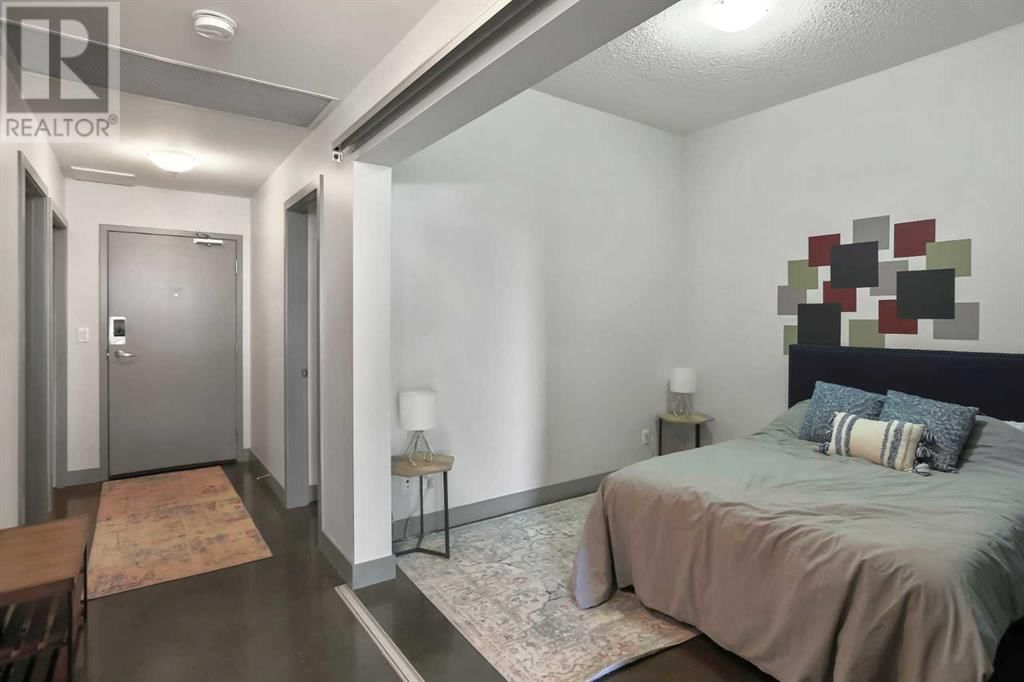135 13 AVENUE SOUTHWEST Image 12