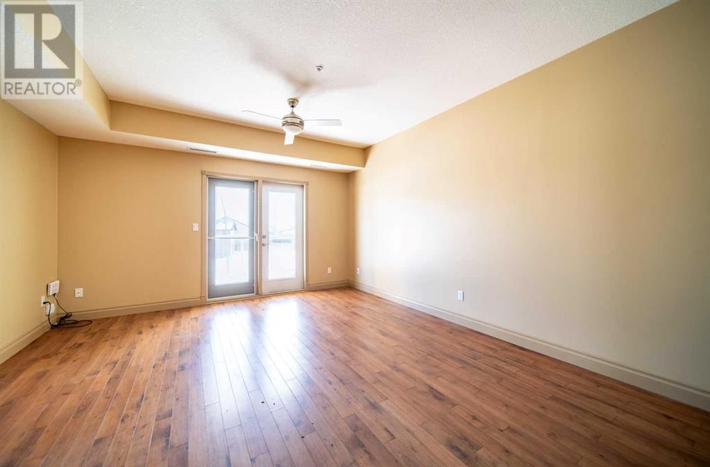 2609 11 AVENUE Image 15
