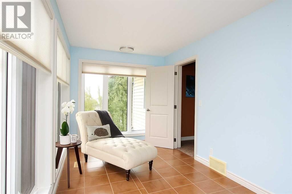 18 LAKELAND ROAD Image 12