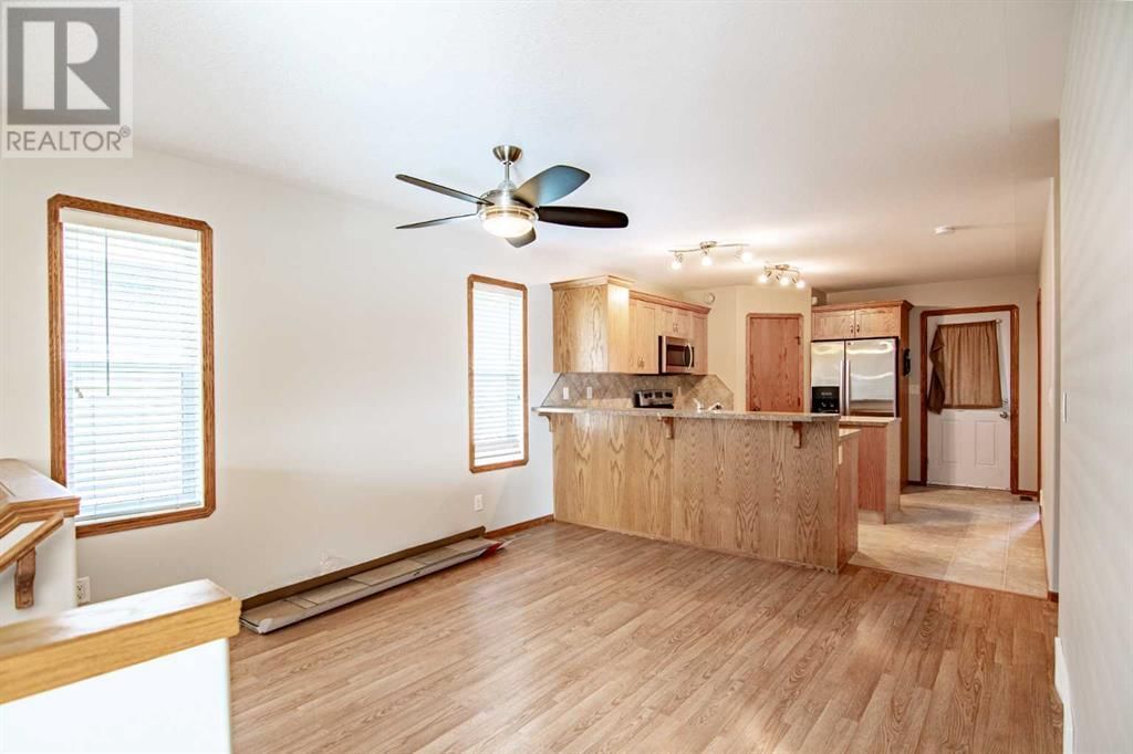 194 JASPAR CRESCENT Image 19