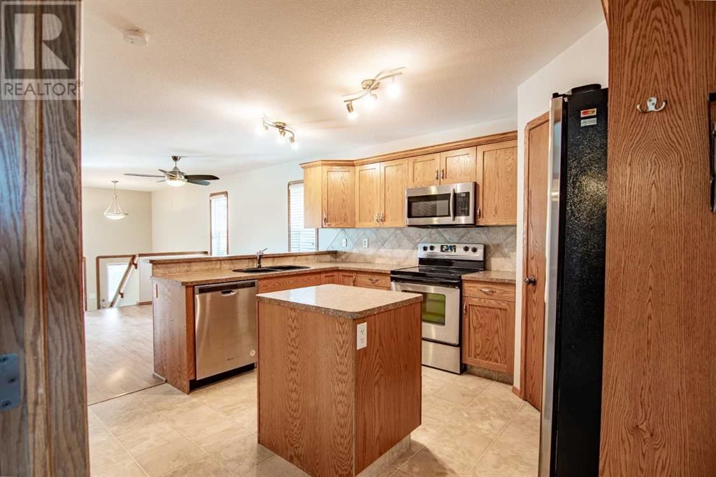 194 JASPAR CRESCENT Image 24
