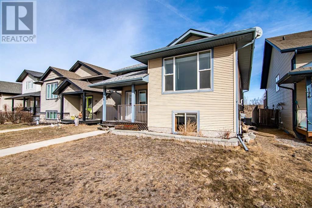 194 JASPAR CRESCENT Image 3