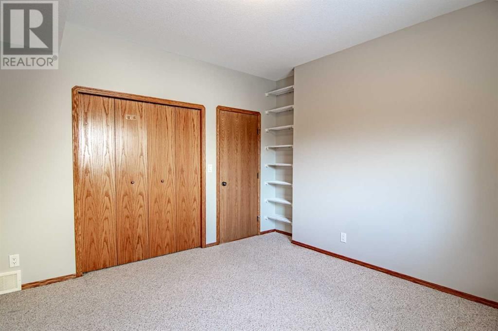 194 JASPAR CRESCENT Image 35