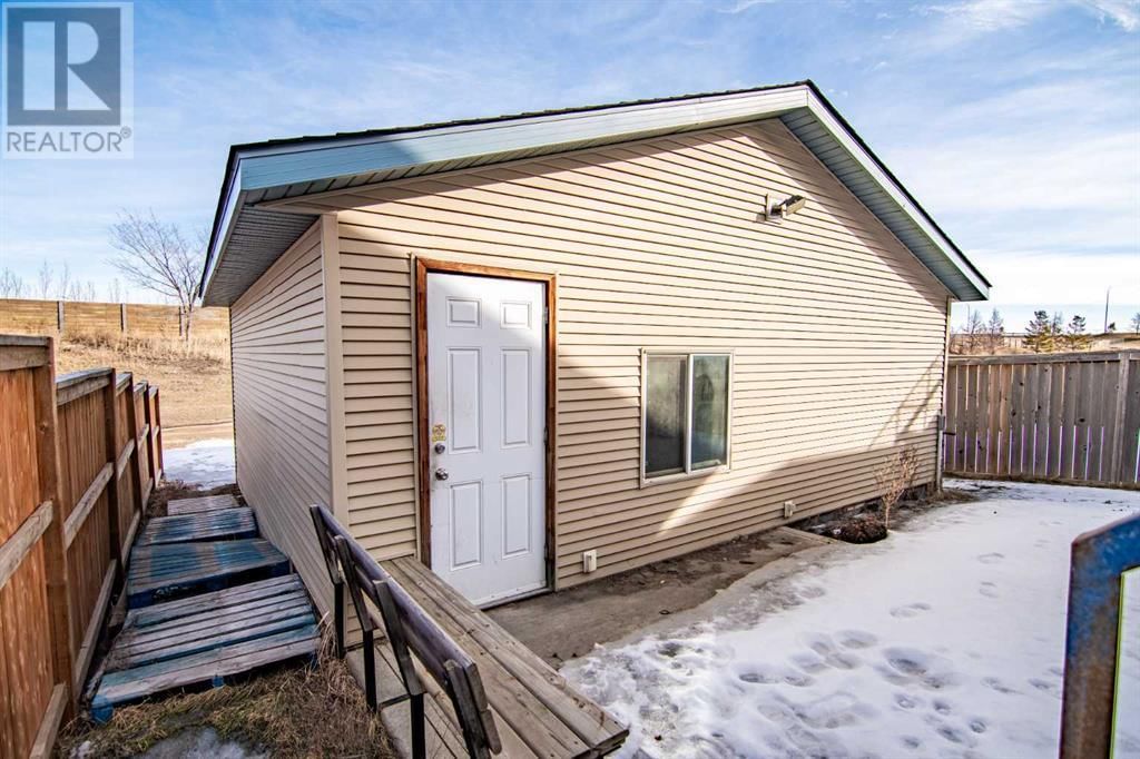 194 JASPAR CRESCENT Image 5