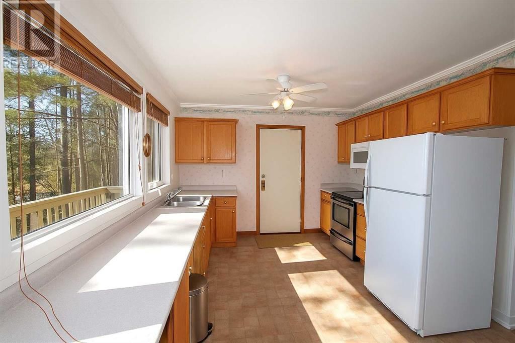 1109 POPLAR ROAD Image 4