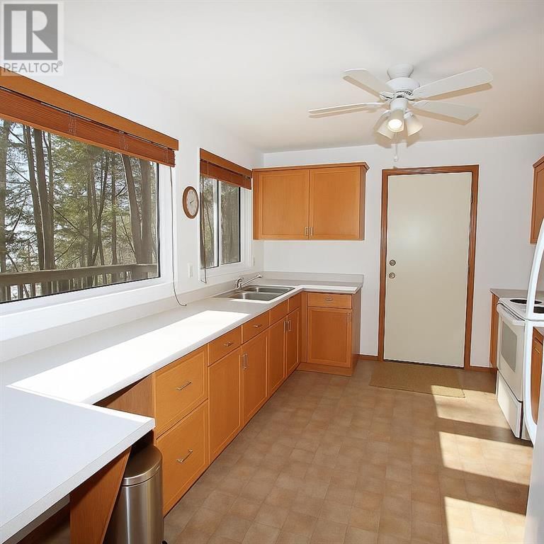 1109 POPLAR ROAD Image 5