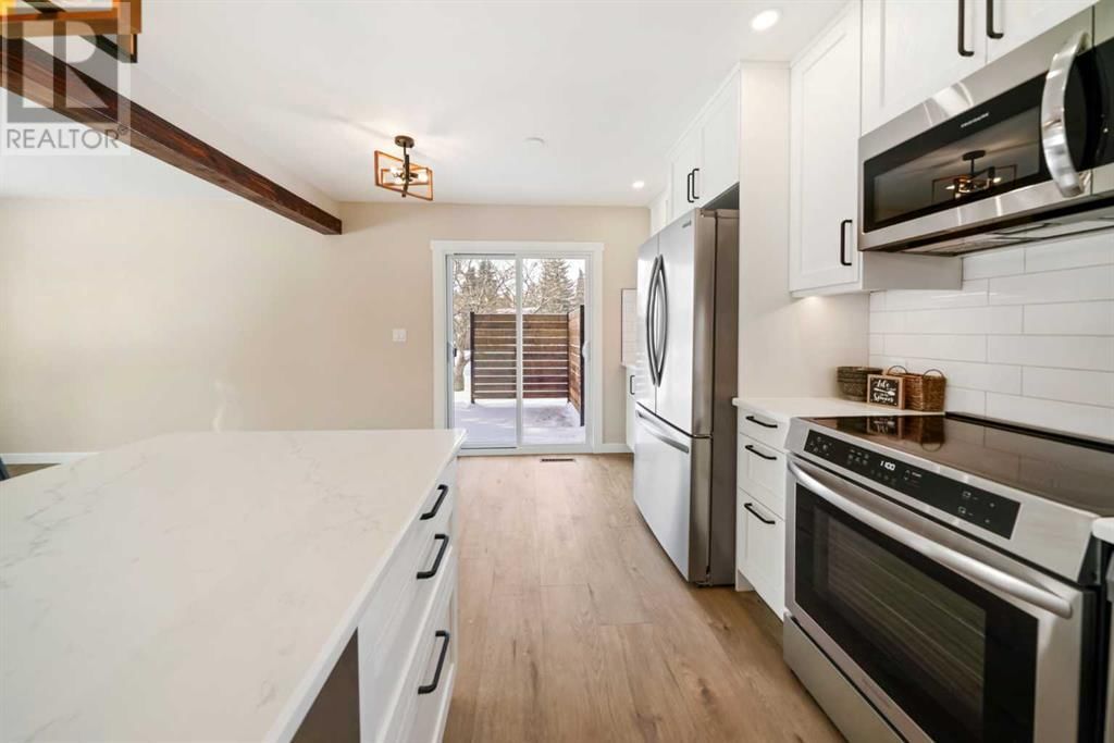 73 SELKIRK BOULEVARD Image 18