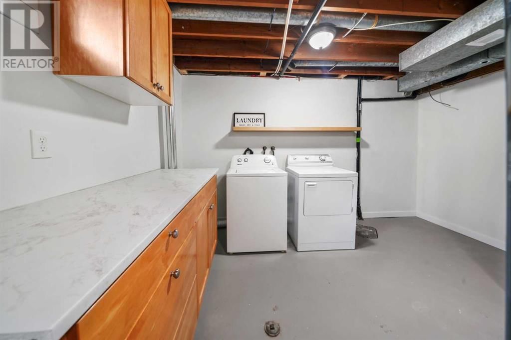 73 SELKIRK BOULEVARD Image 38