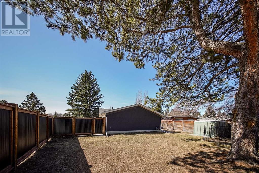 73 SELKIRK BOULEVARD Image 41
