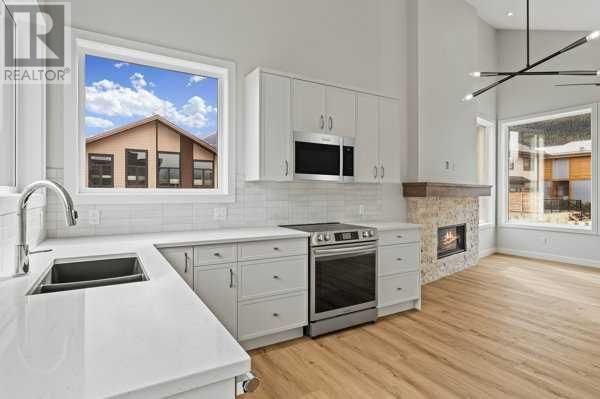 209 STEWART CREEK RISE Image 2