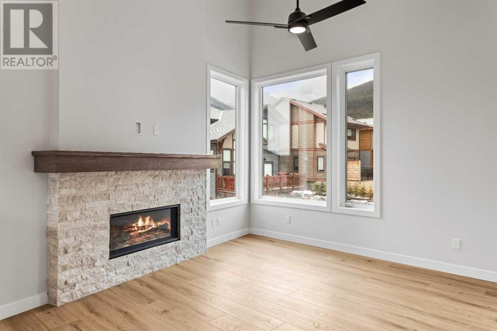 209 STEWART CREEK RISE Image 4