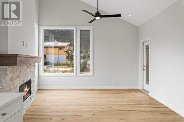 209 STEWART CREEK RISE Image 5