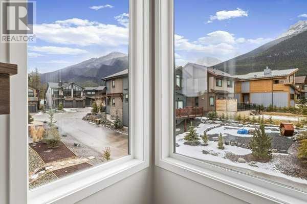 209 STEWART CREEK RISE Image 6