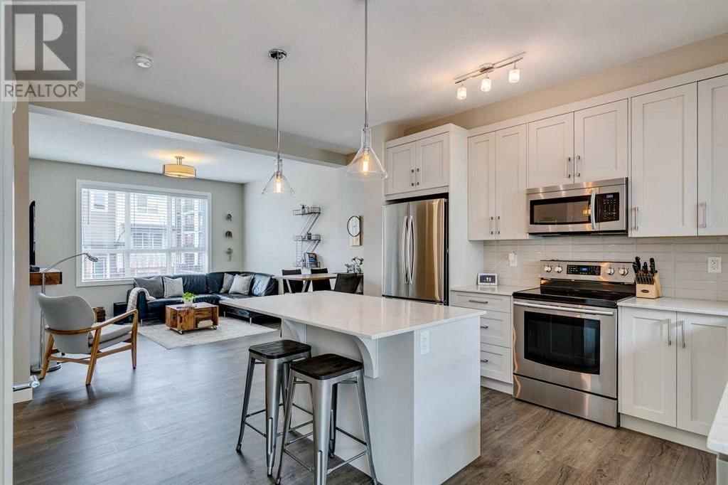 107 WALGROVE COVE SOUTHEAST Image 1
