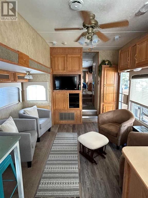 5230 27 HIGHWAY Image 27