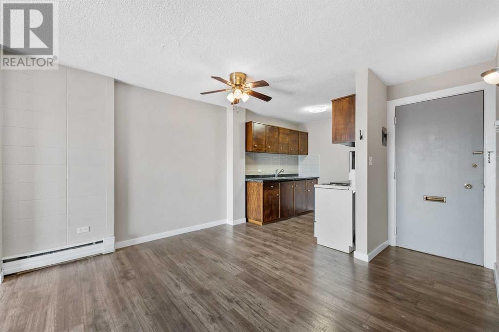 519 17 AVENUE SOUTHWEST Image 1