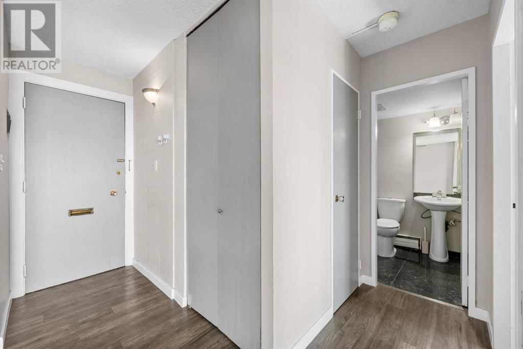 519 17 AVENUE SOUTHWEST Image 2