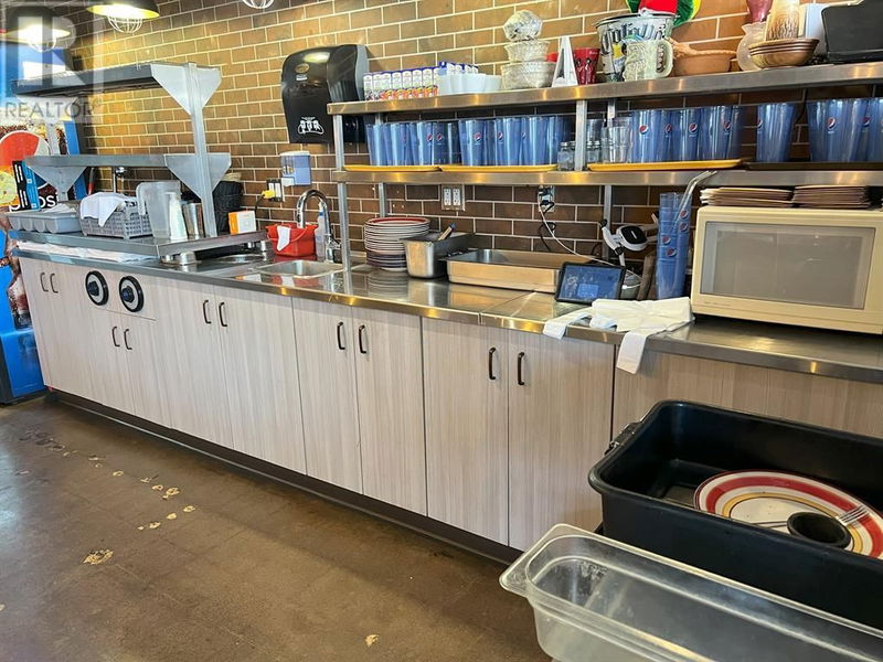 Image #1 of Restaurant for Sale at 8, Medicine Hat, Alberta