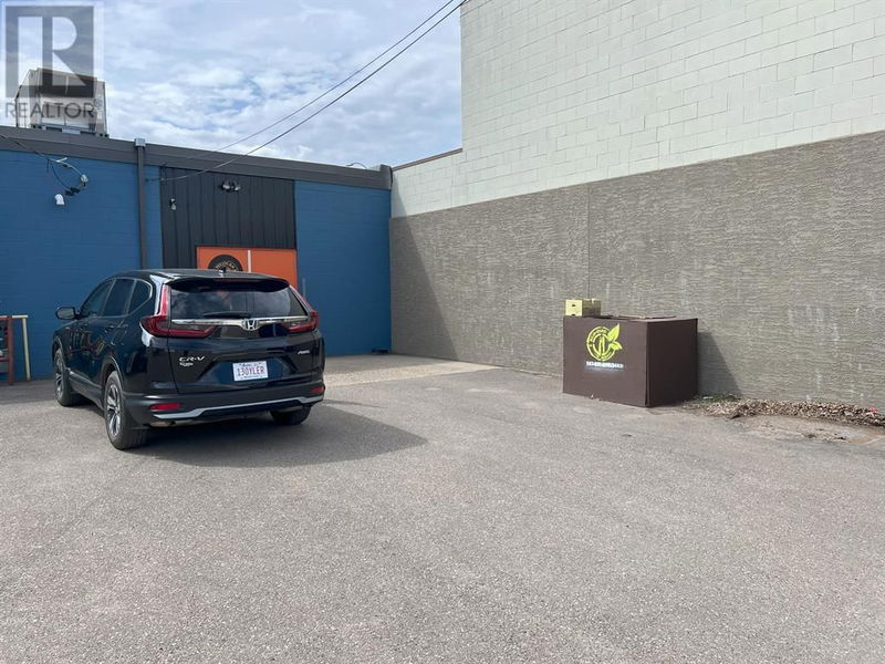 Image #1 of Restaurant for Sale at 8, Medicine Hat, Alberta
