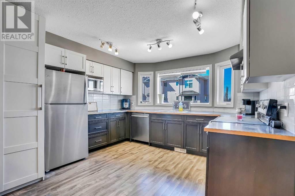 126 STRATHCONA CIRCLE Image 12