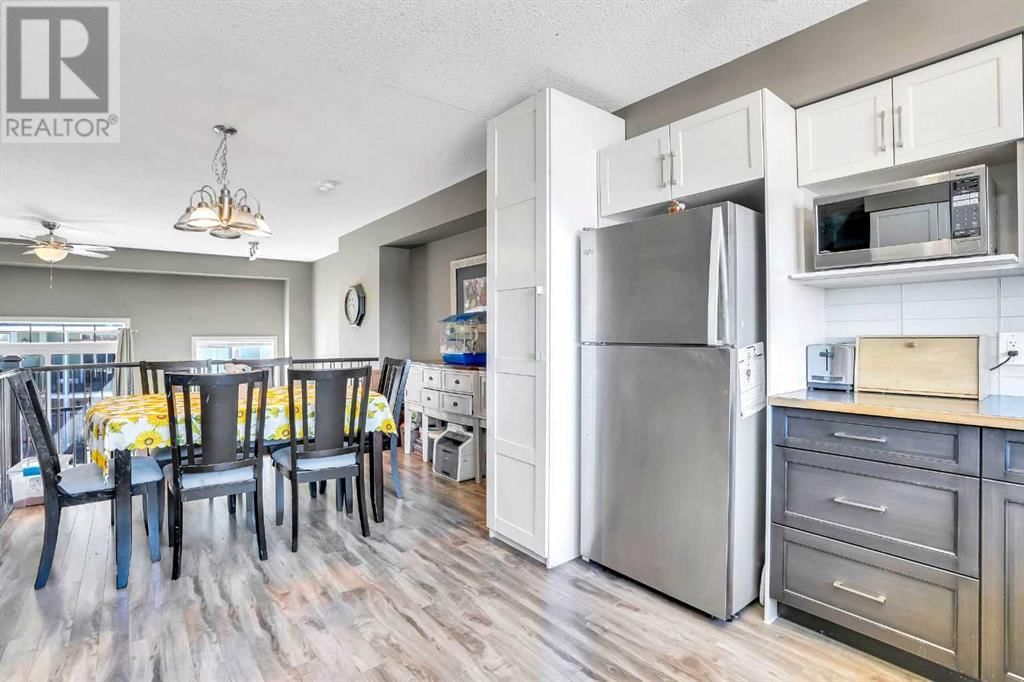 126 STRATHCONA CIRCLE Image 17