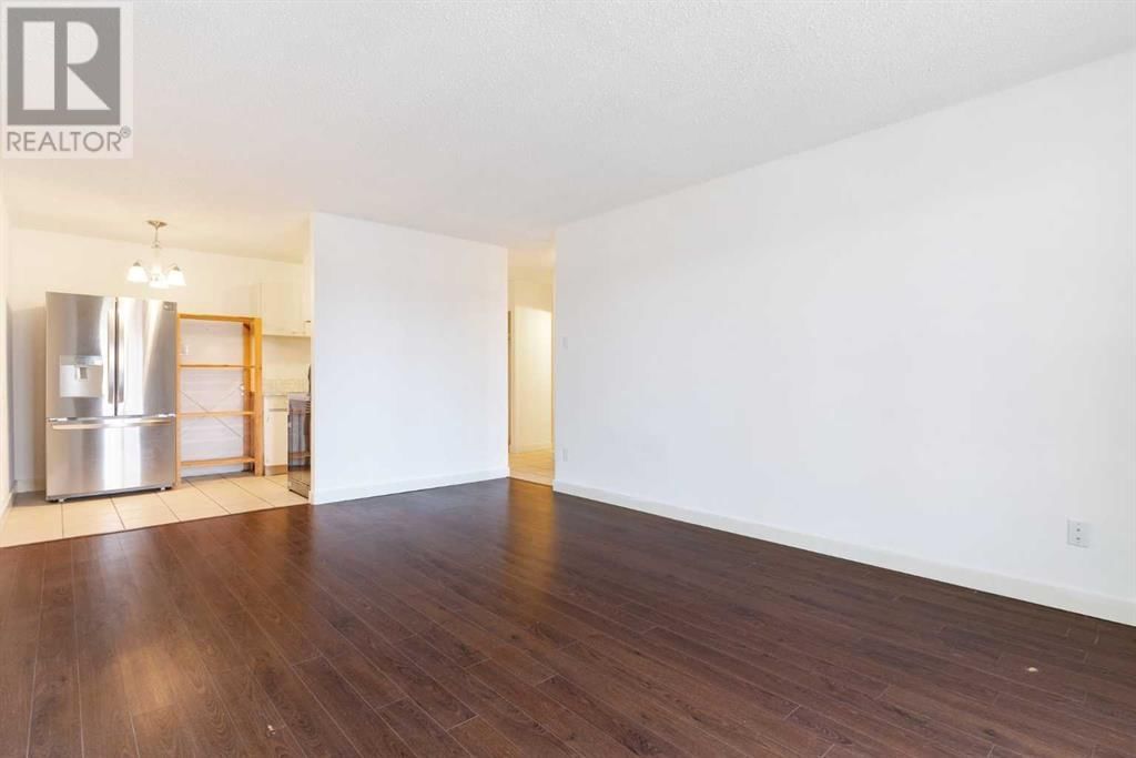 3420 50 STREET NORTHWEST Image 6