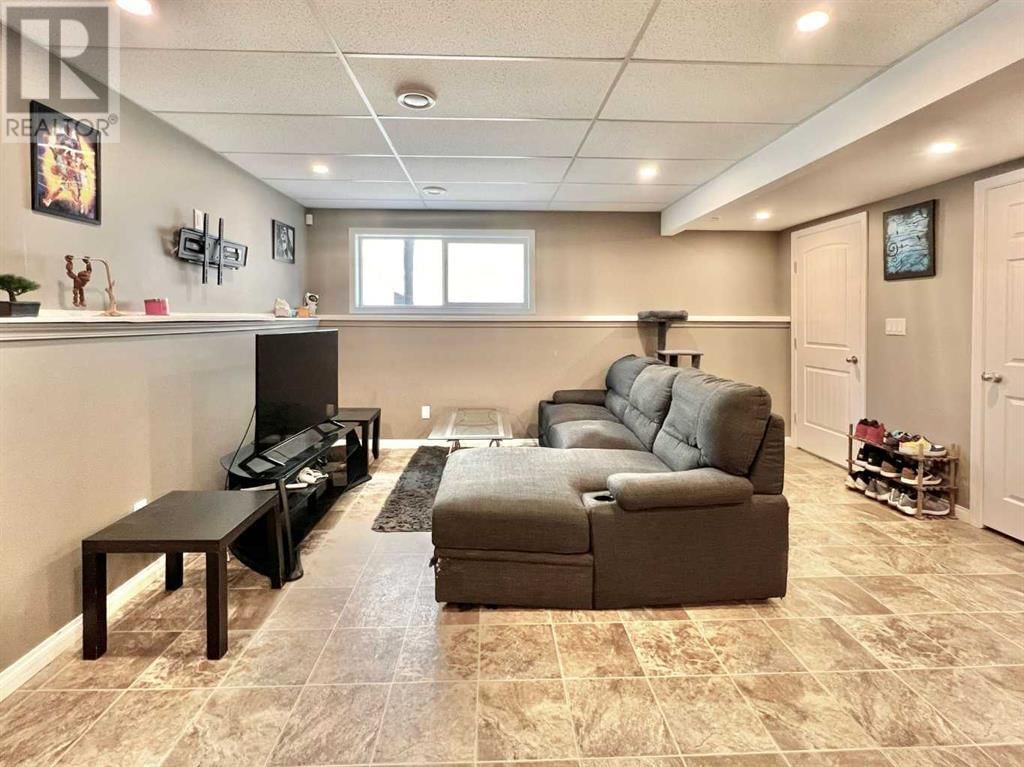 7205 KATERI DRIVE Image 41