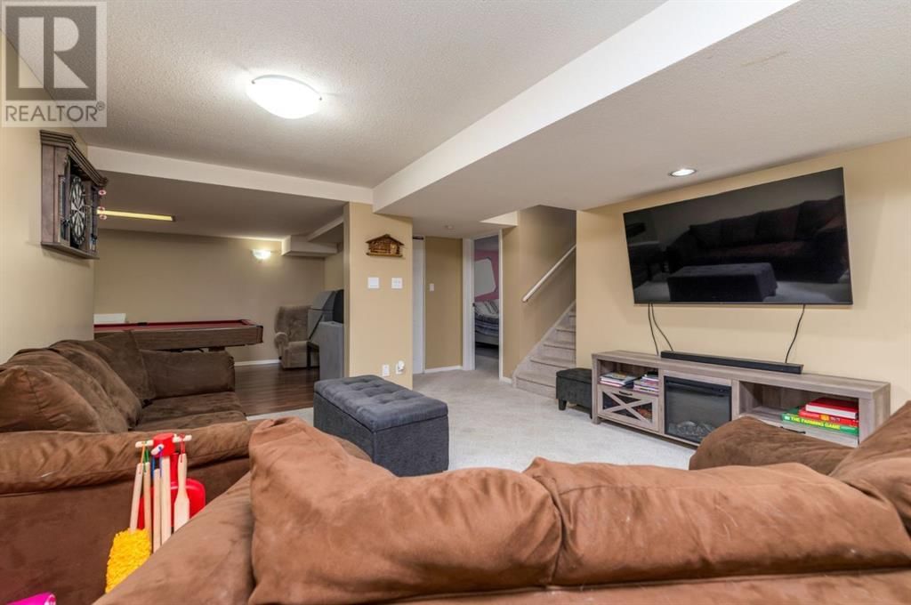 5725 40 STREET Image 22