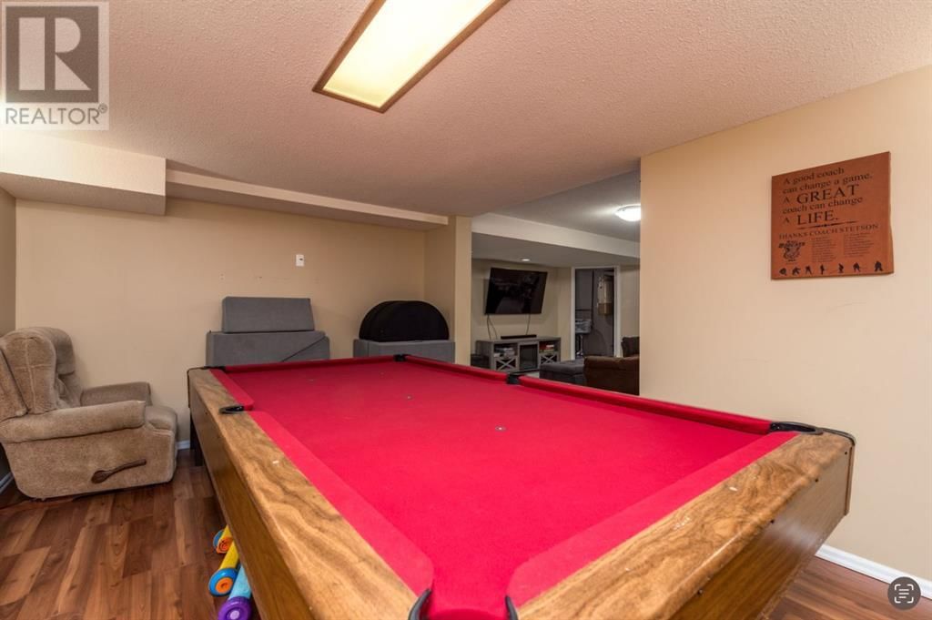 5725 40 STREET Image 24
