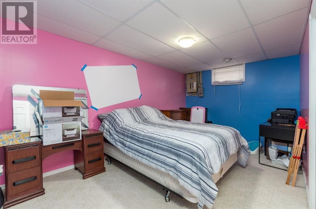 5725 40 STREET Image 25