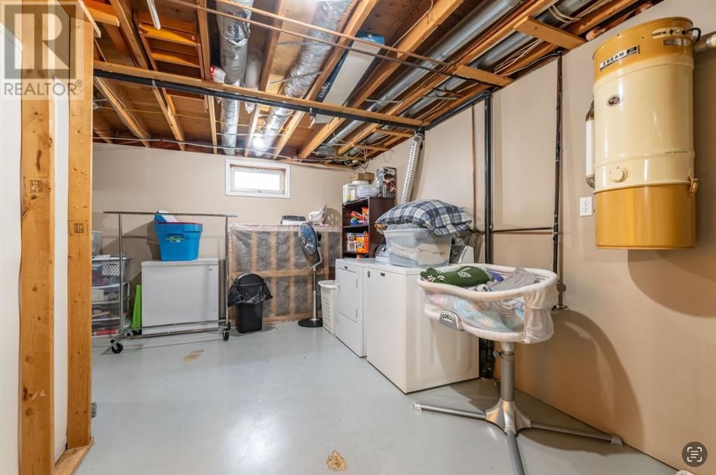 5725 40 STREET Image 29