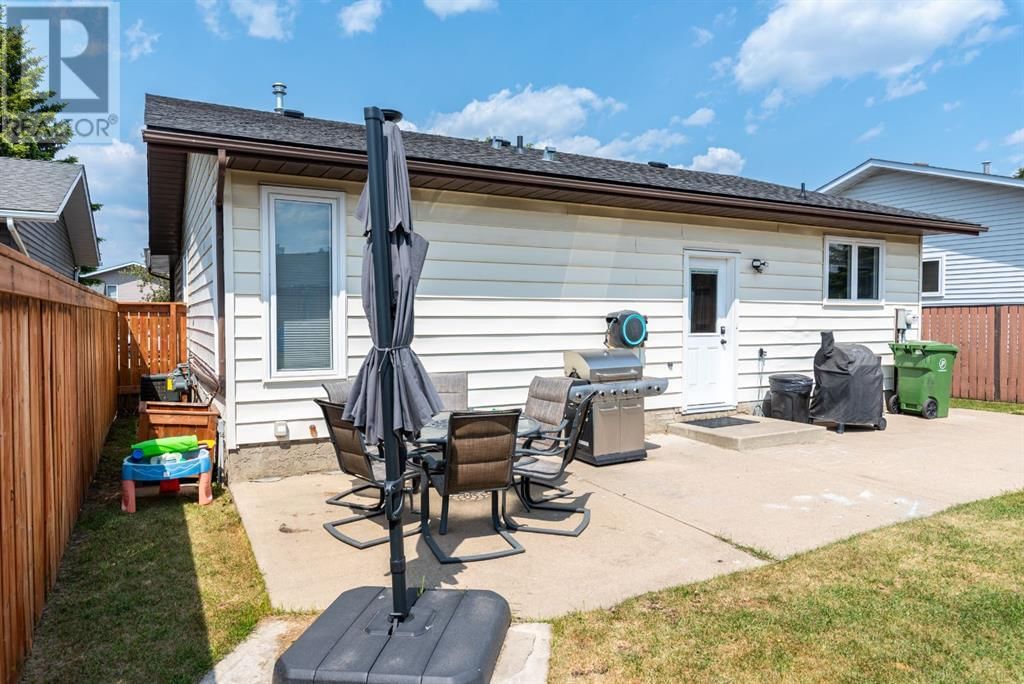 5725 40 STREET Image 37