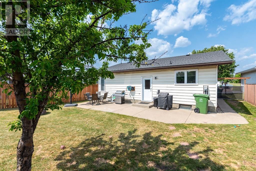 5725 40 STREET Image 43