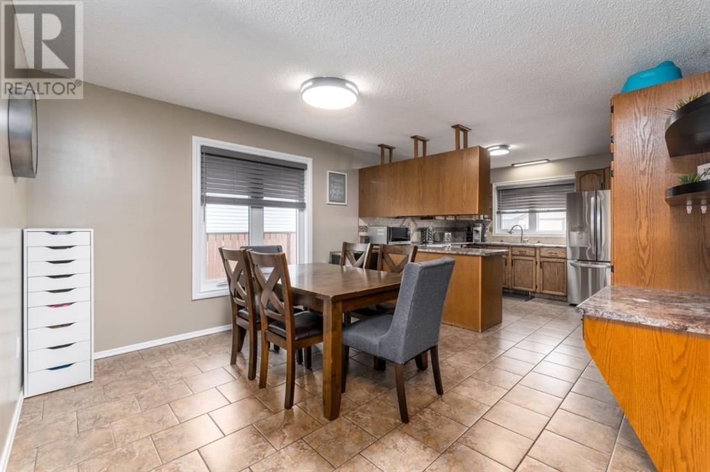 5725 40 STREET Image 6