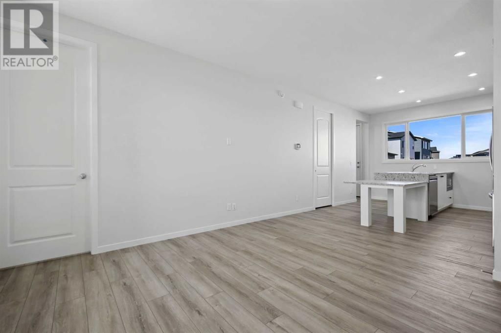 128 SETONSTONE MANOR SOUTHEAST Image 13