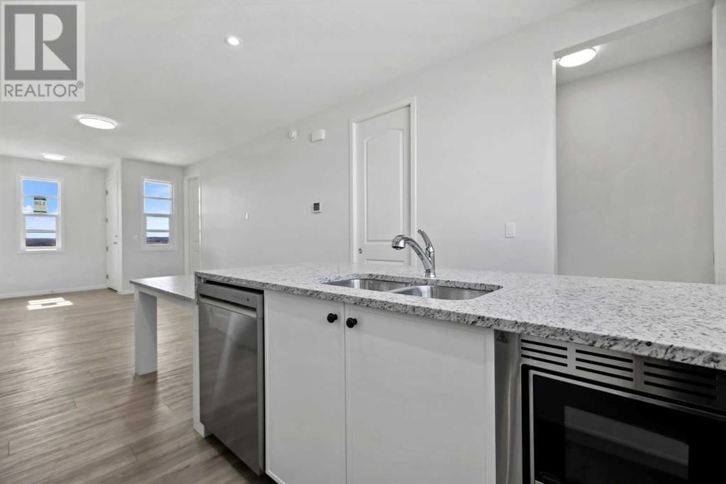 128 SETONSTONE MANOR SOUTHEAST Image 21